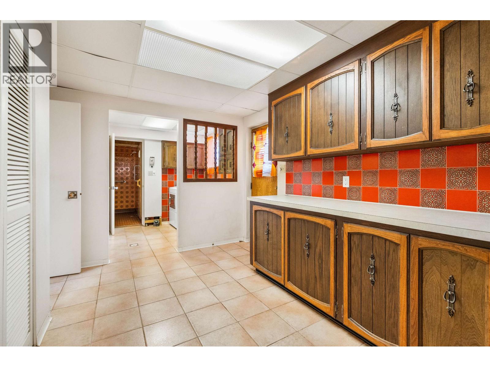 2019 PAULUS CRESCENT