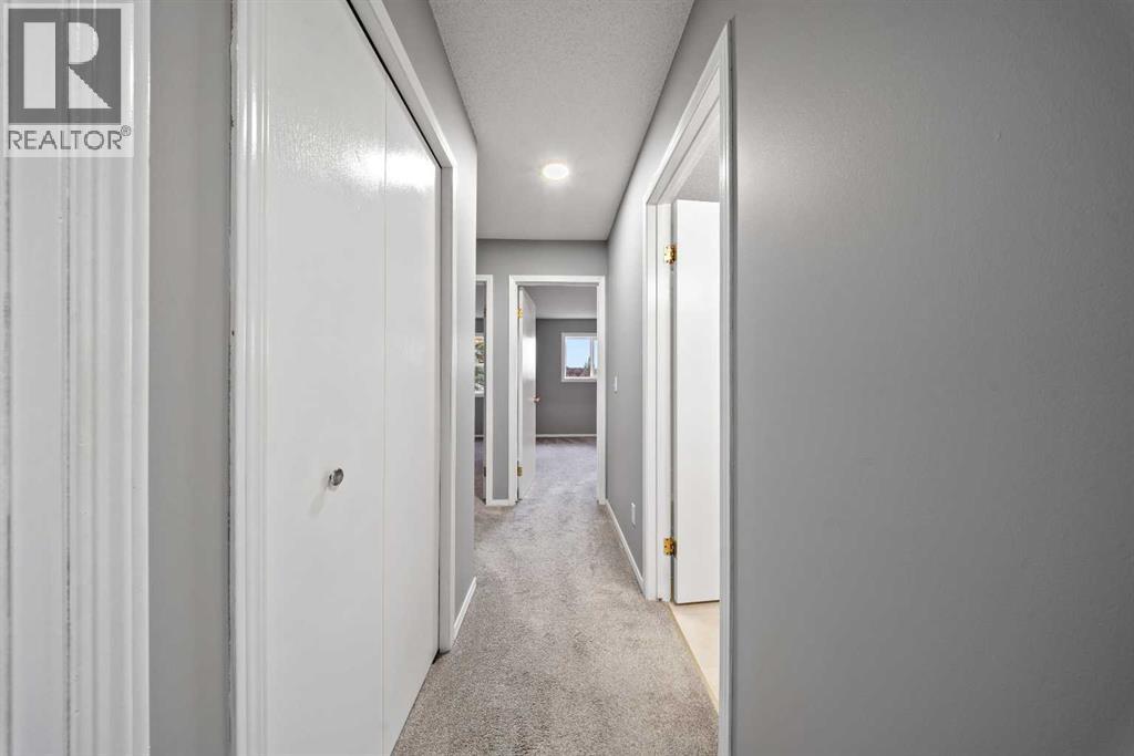 13 Country Hills Rise NW, Calgary, Alberta  T3K 4S7 - Photo 12 - A2350591