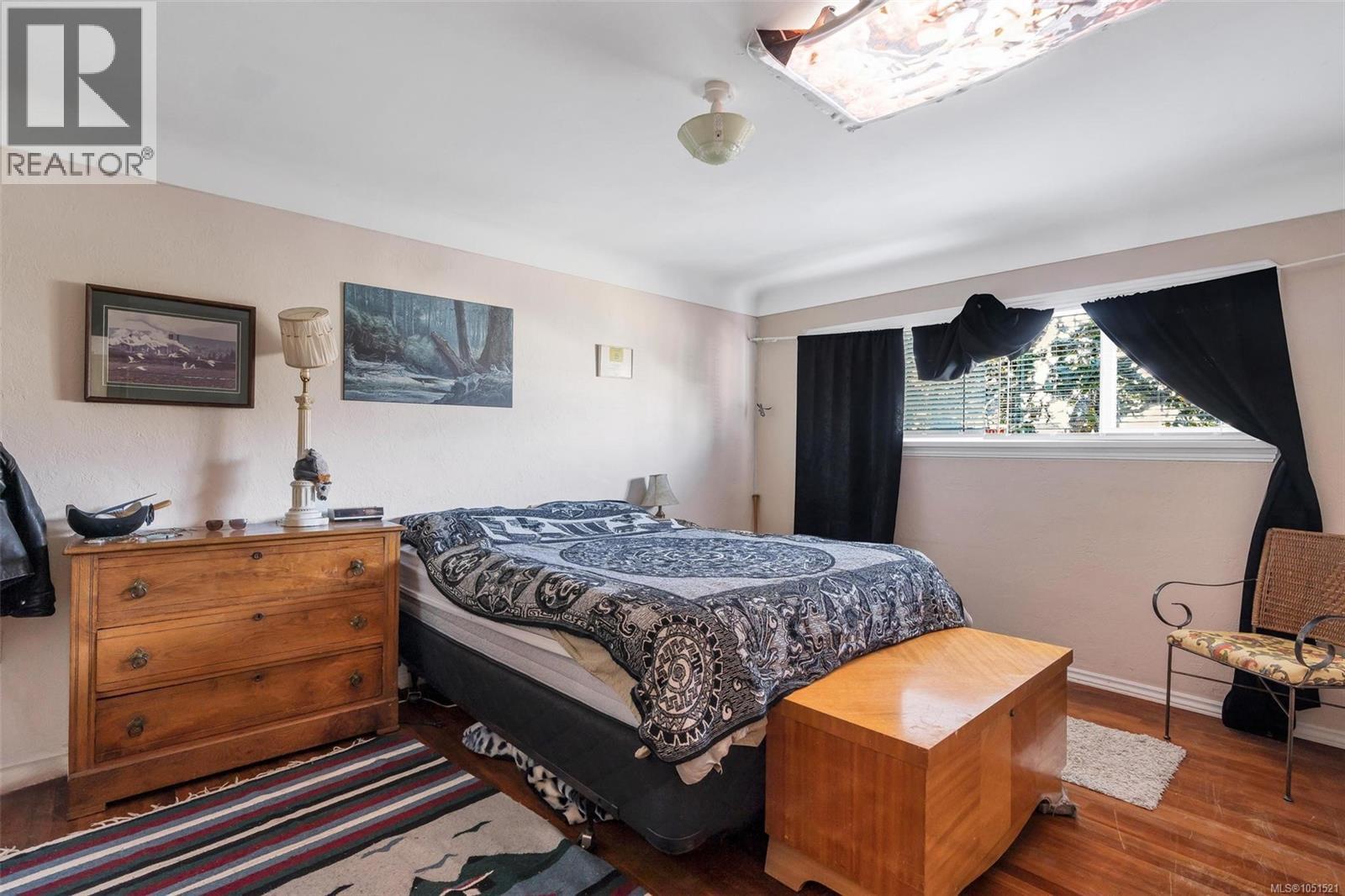 847 Old Esquimalt Rd