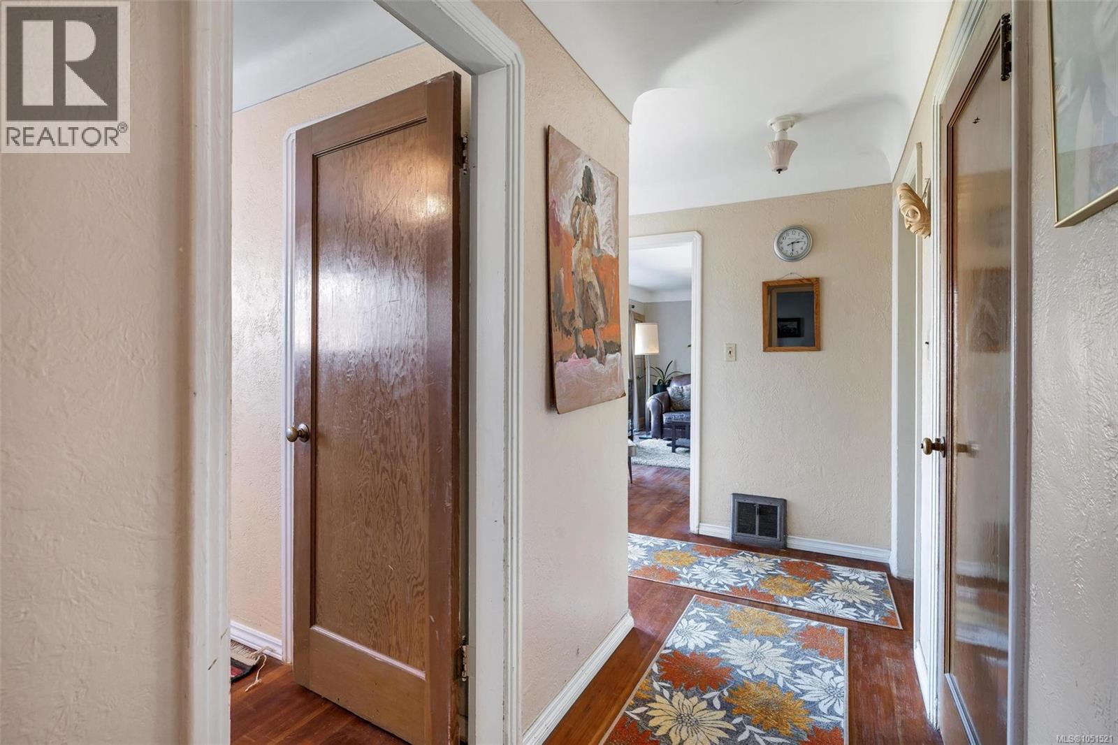 847 Old Esquimalt Rd