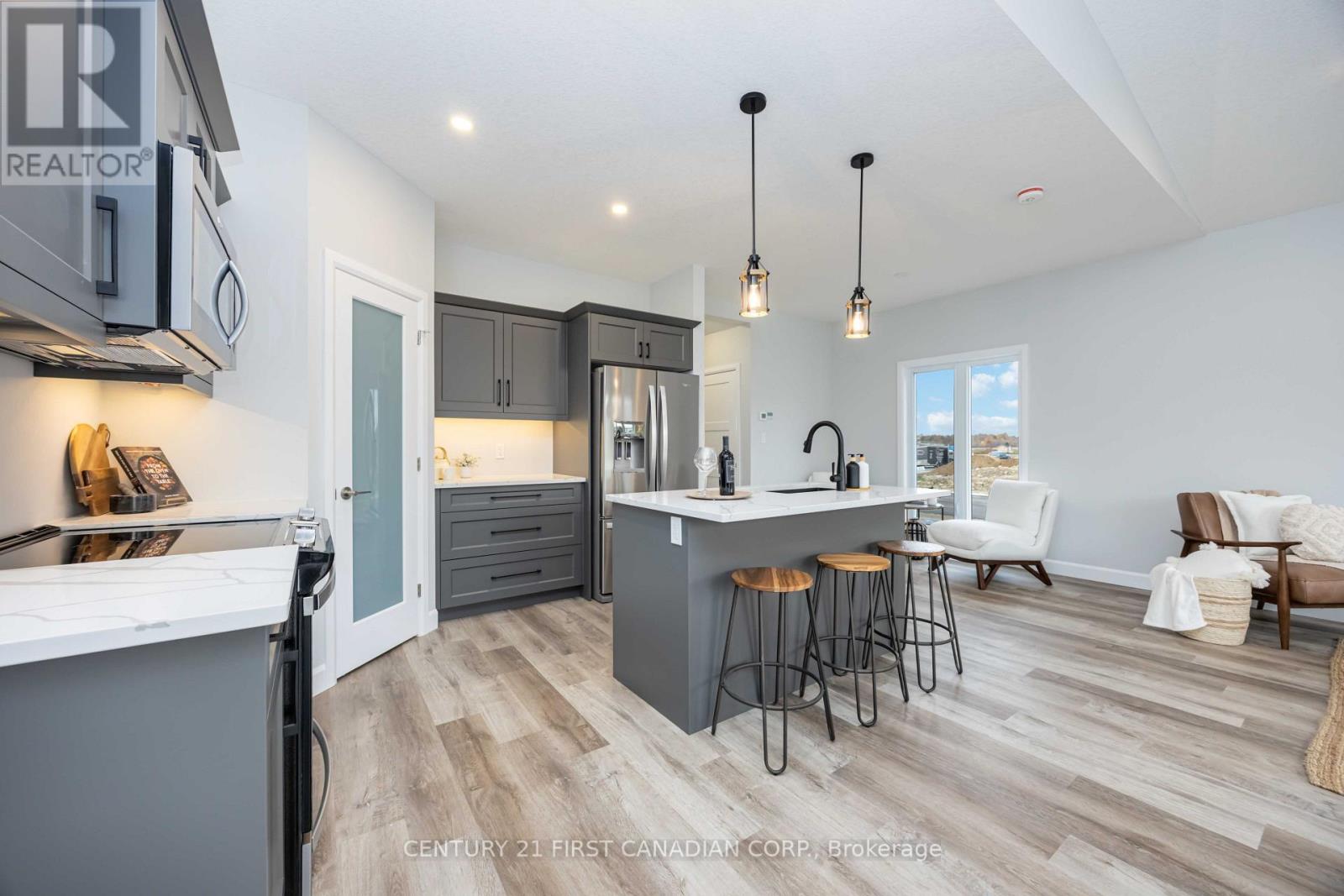 5 Postma Crescent, North Middlesex, Ontario  N0M 1A0 - Photo 11 - X13843006
