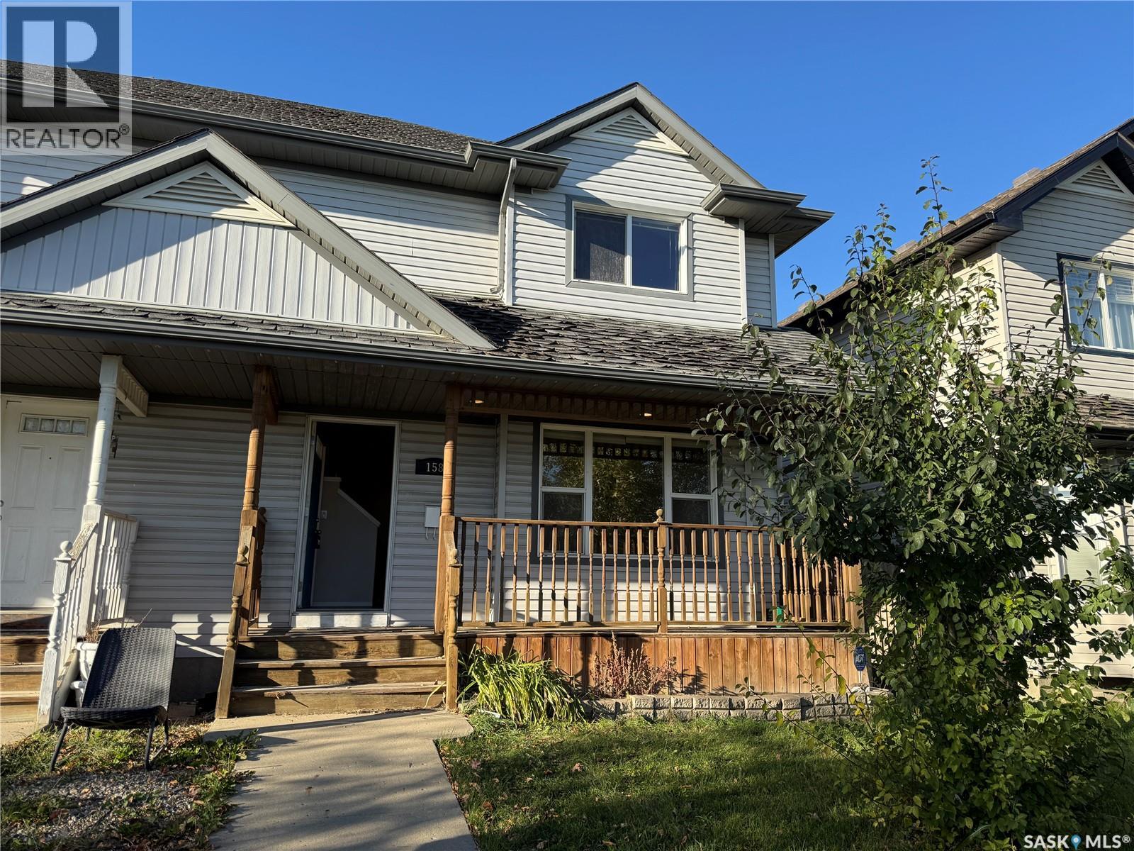 158 East Hampton Boulevard, Saskatoon, Saskatchewan  S7R 0A7 - Photo 2 - SK050463