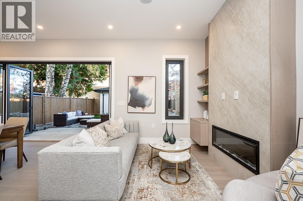 2 4579 W 11th Ave Avenue, Vancouver, British Columbia V6R 2M5 - Photo 2 - R3170969