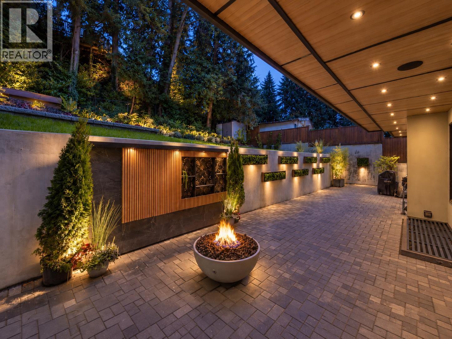 4324 Glencanyon Drive, North Vancouver, British Columbia  V7N 4B3 - Photo 37 - R3172912
