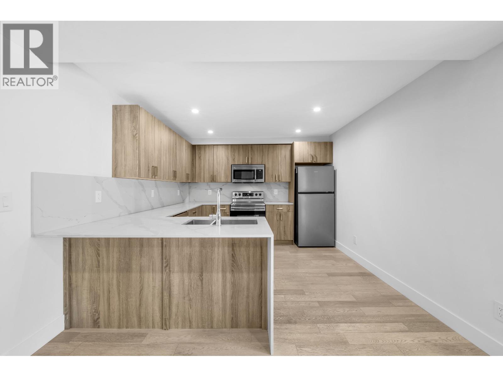 4324 Glencanyon Drive, North Vancouver, British Columbia  V7N 4B3 - Photo 23 - R3172912