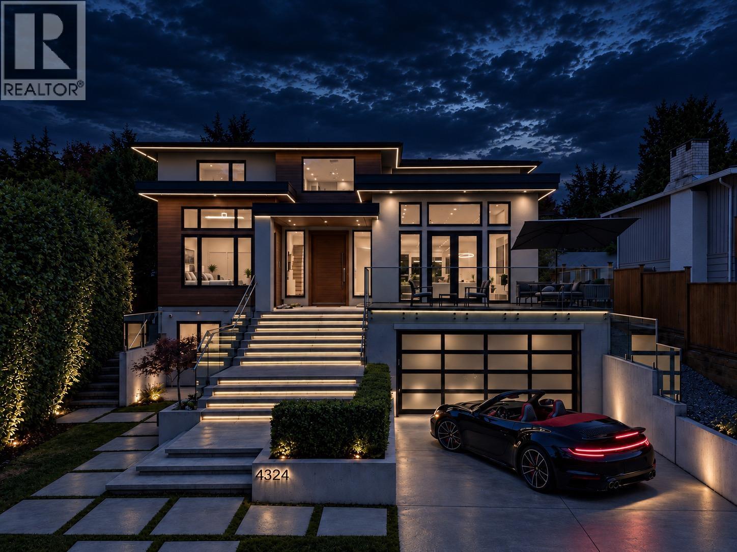 4324 GLENCANYON DRIVE, North Vancouver, British Columbia