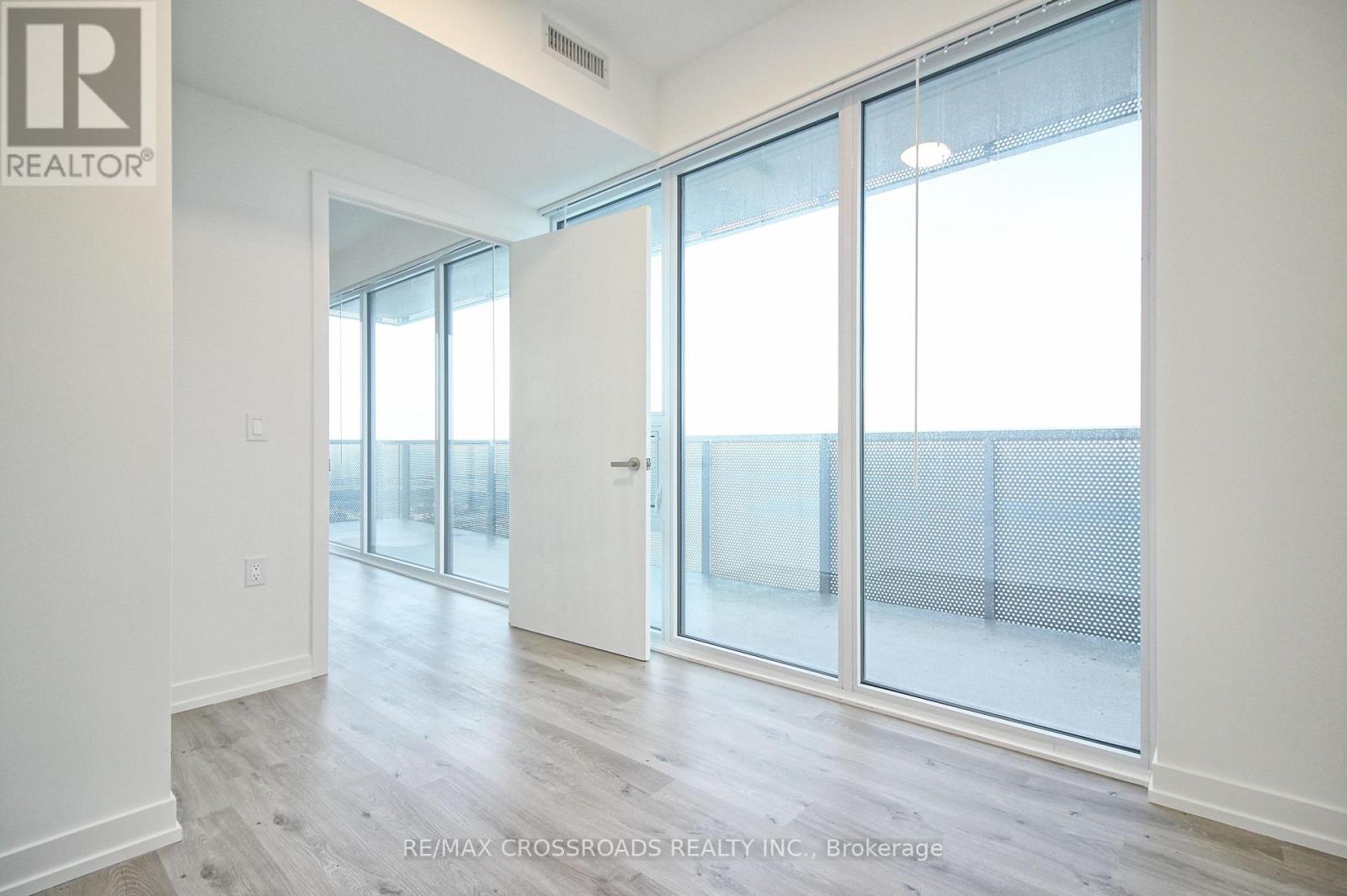 7206 - 138 Downes Street, Toronto, Ontario  M5E 0E4 - Photo 10 - C13869886