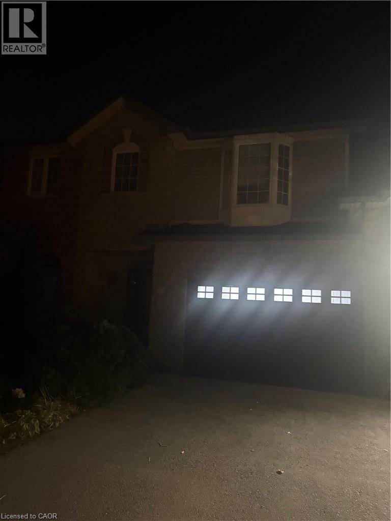 52 OLIVIA Place, Hamilton, Ontario