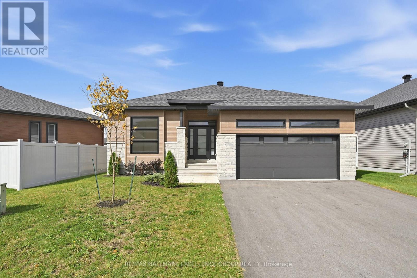 1345 Diamond Street, Clarence-Rockland, Ontario K4K 0M6 - Photo 2 - X13667178