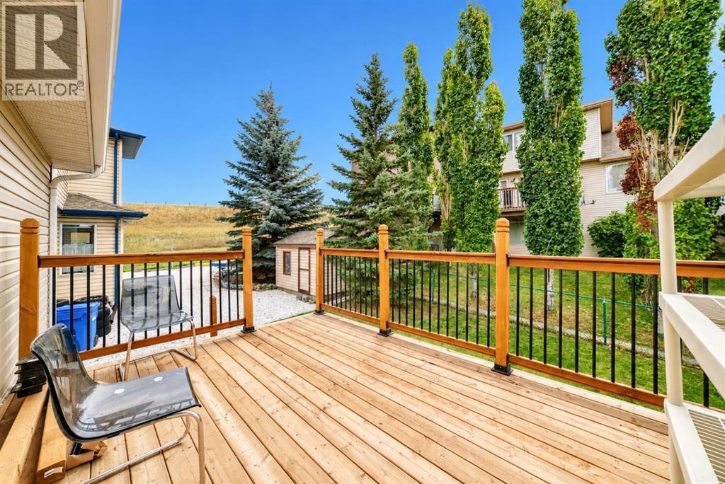 111 Arbour Stone Crescent NW