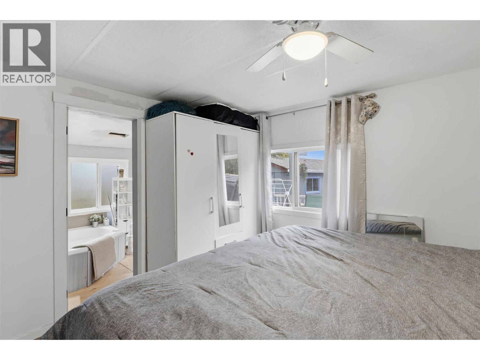 5317 Freda Avenue, Kamloops, British Columbia  V2C 5A6 - Photo 12 - 10402525