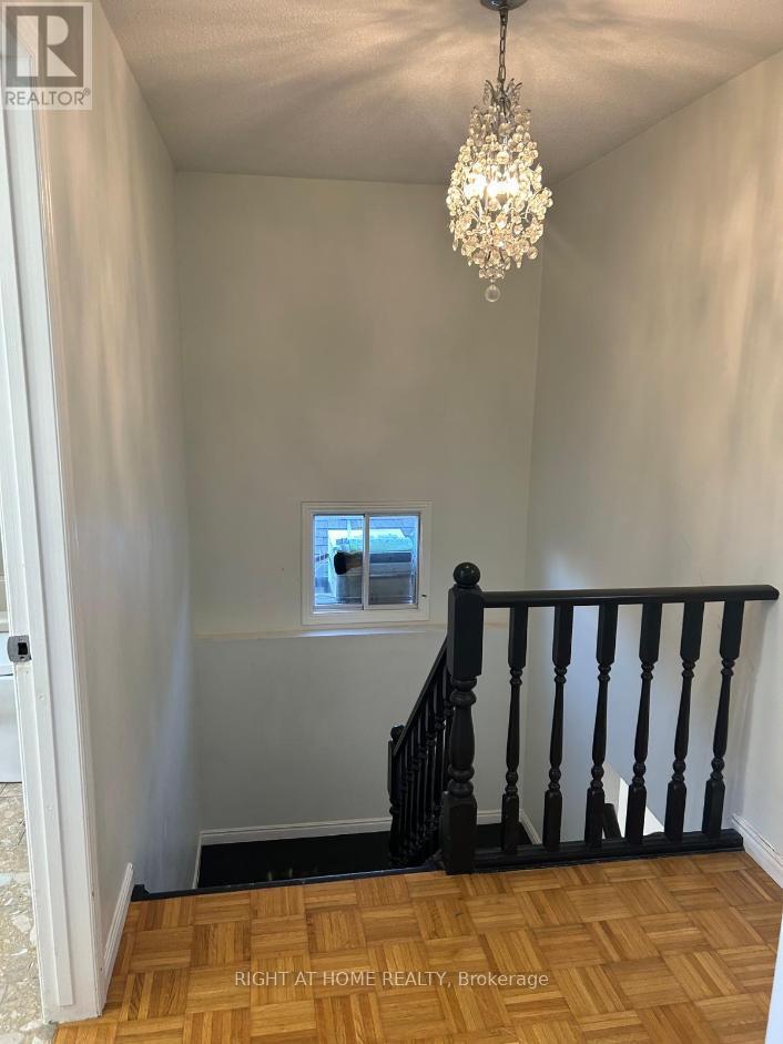 27 Wingfield Place E, Hamilton, Ontario  L9C 7E9 - Photo 18 - X13867772