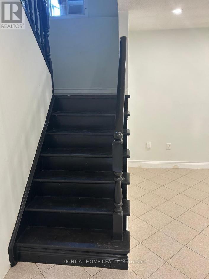27 Wingfield Place E, Hamilton, Ontario  L9C 7E9 - Photo 25 - X13867772