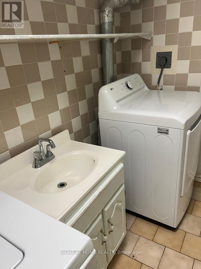 27 Wingfield Place E, Hamilton, Ontario  L9C 7E9 - Photo 29 - X13867772