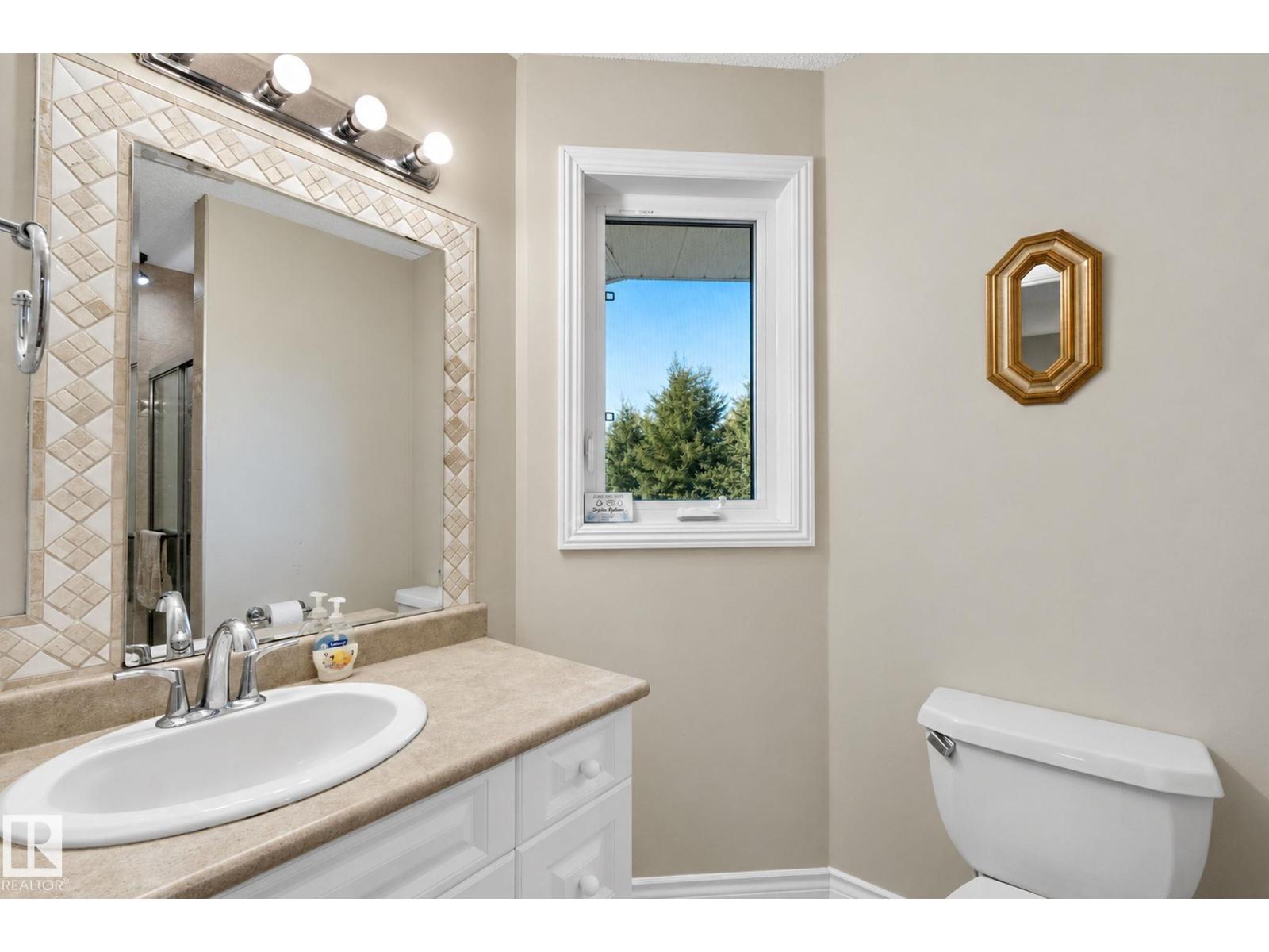 6 ROSENTHAL WY