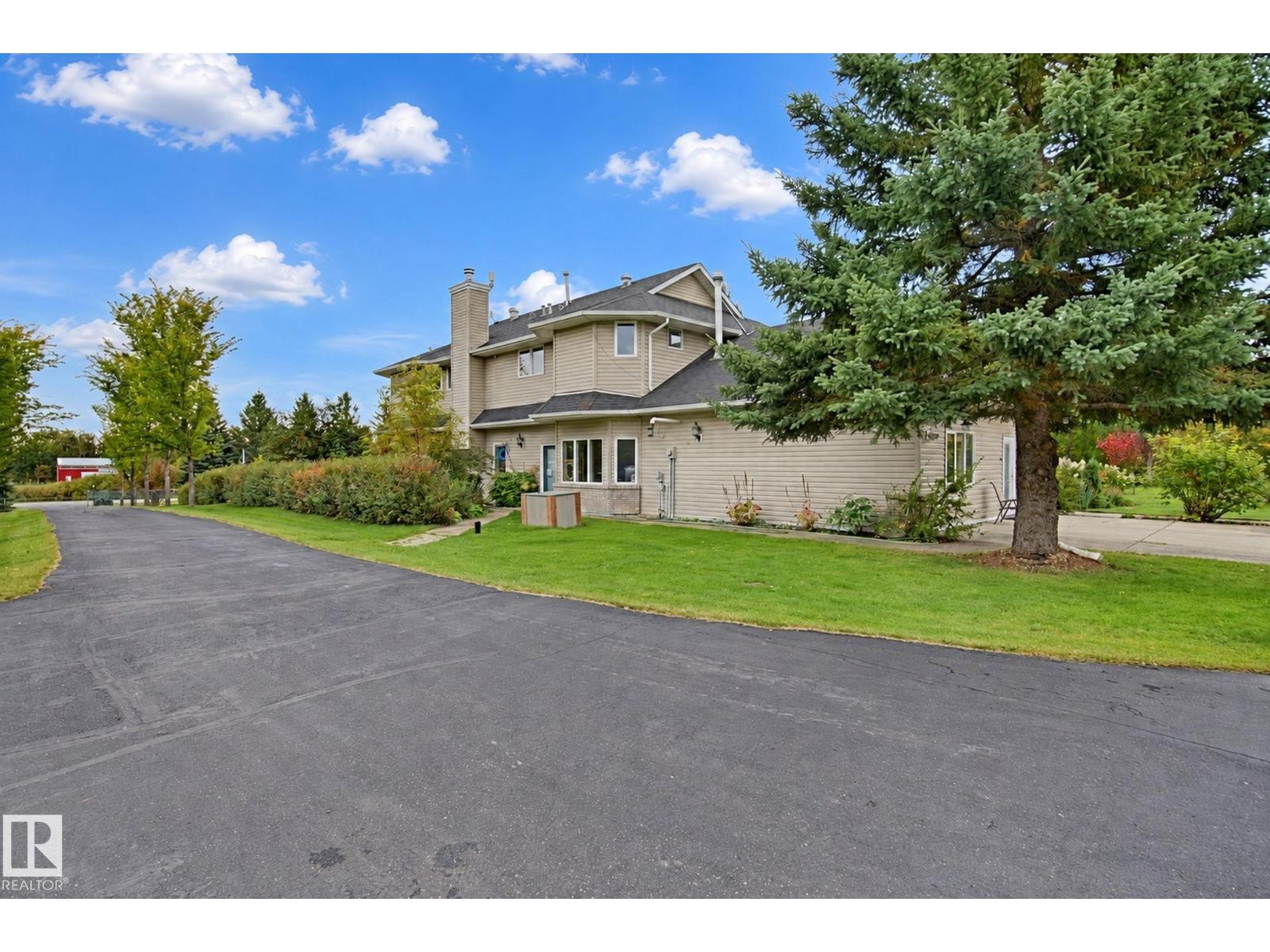 6 ROSENTHAL WY