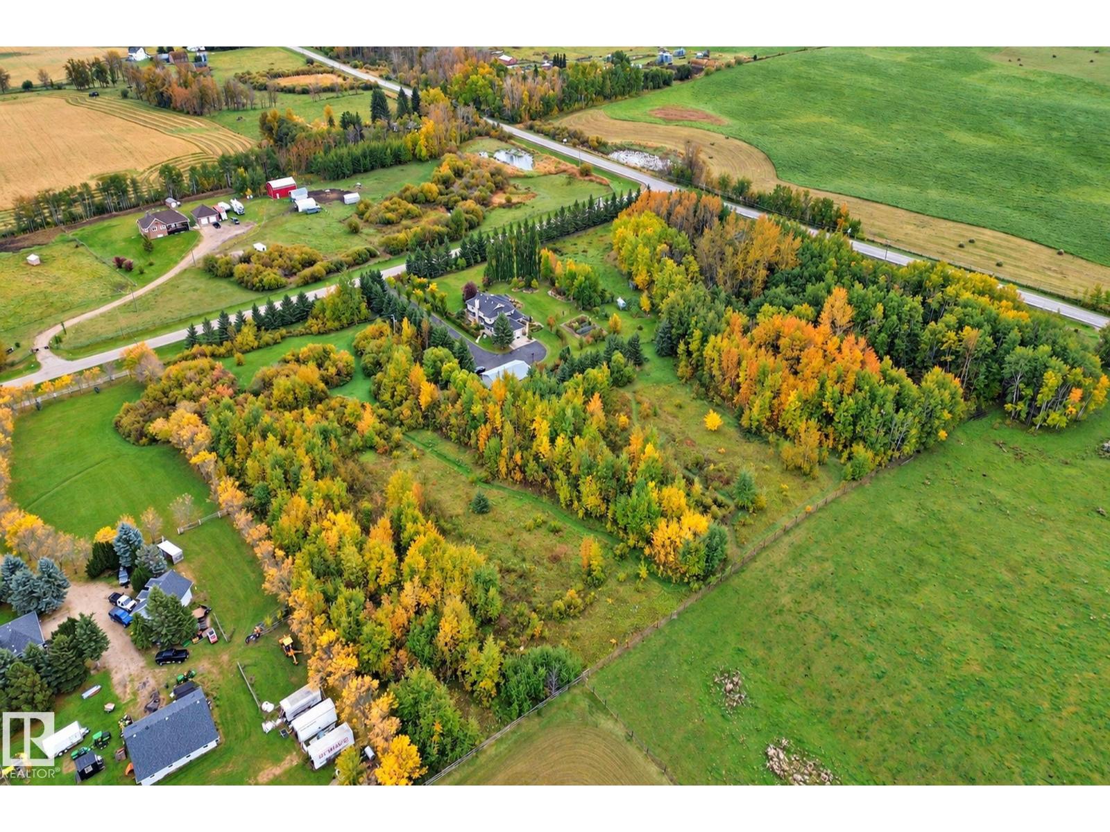 6 ROSENTHAL WY