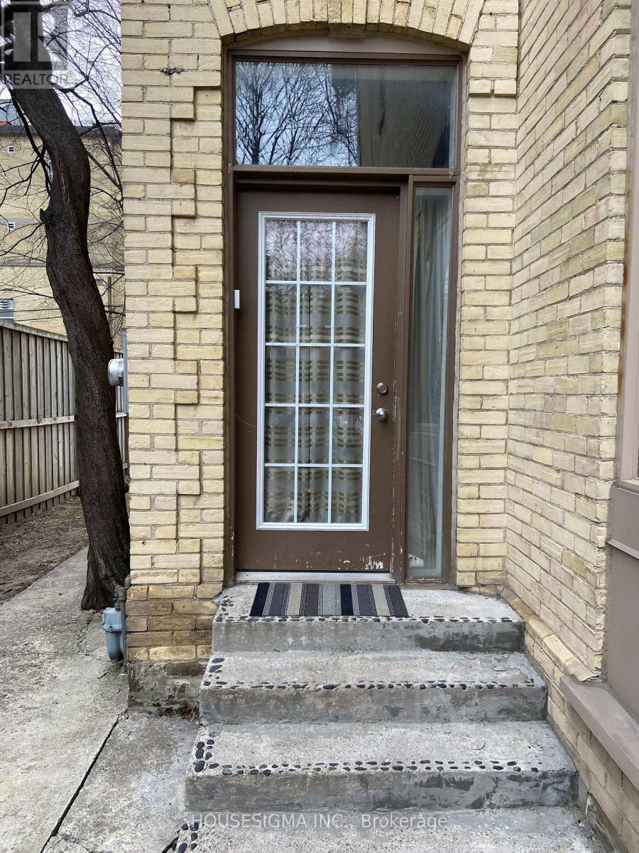 Main #1 - 104 Pembroke Street, Toronto, Ontario  M5A 2N8 - Photo 2 - C13869906