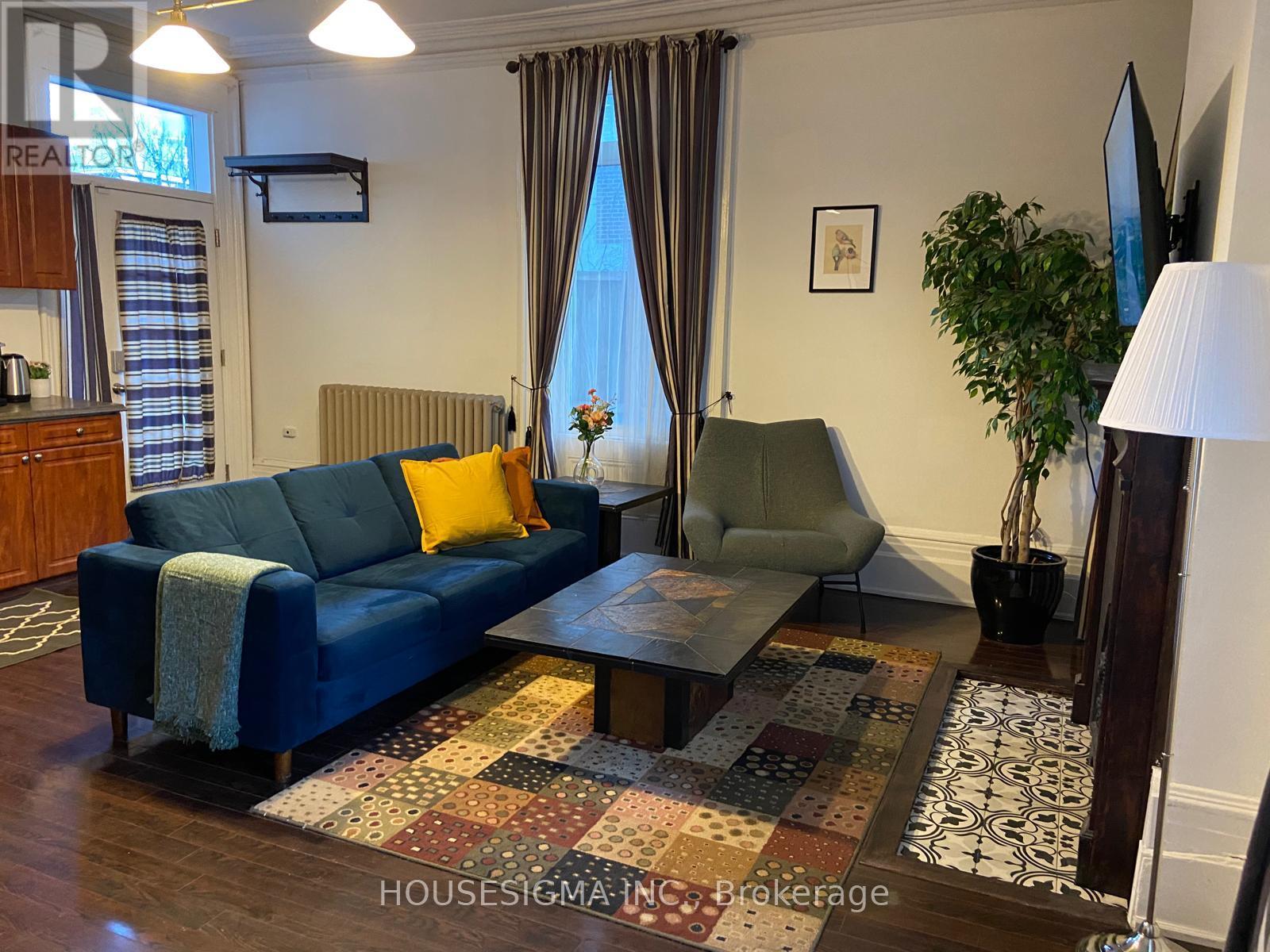 Main #1 - 104 Pembroke Street, Toronto, Ontario  M5A 2N8 - Photo 3 - C13869906