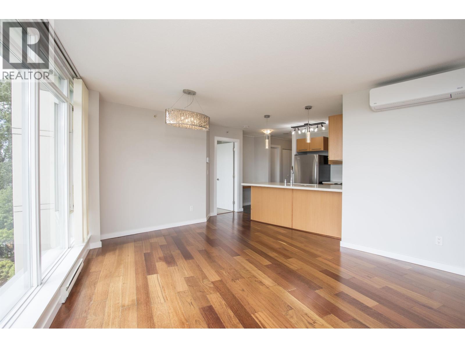 507 2133 DOUGLAS ROAD