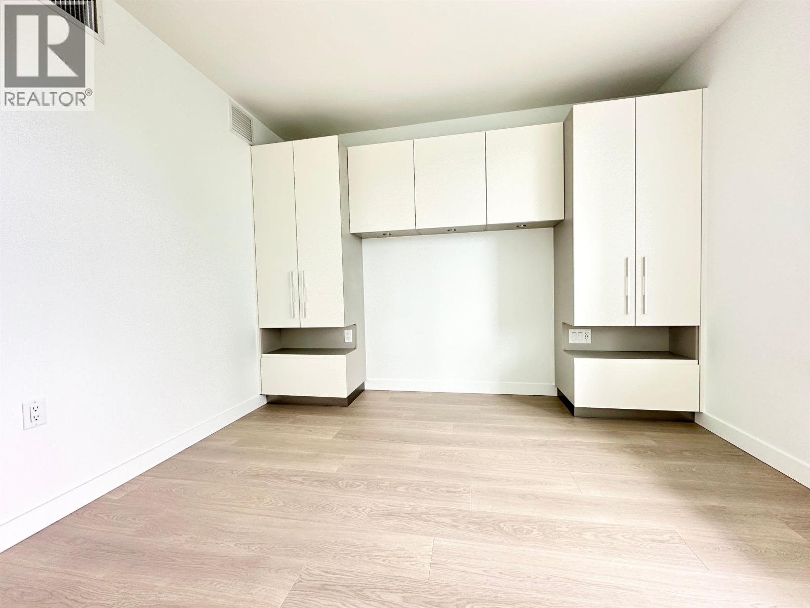 1408 6537 TELFORD AVENUE