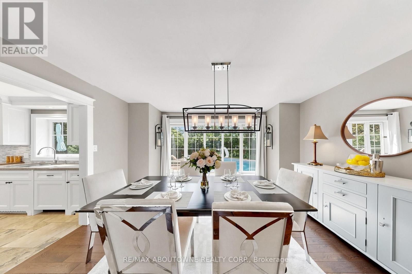 1304 Devon Road, Oakville, Ontario  L6J 2L8 - Photo 9 - W13869912