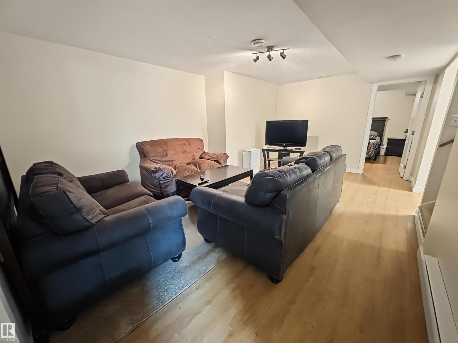 4816 54 ST