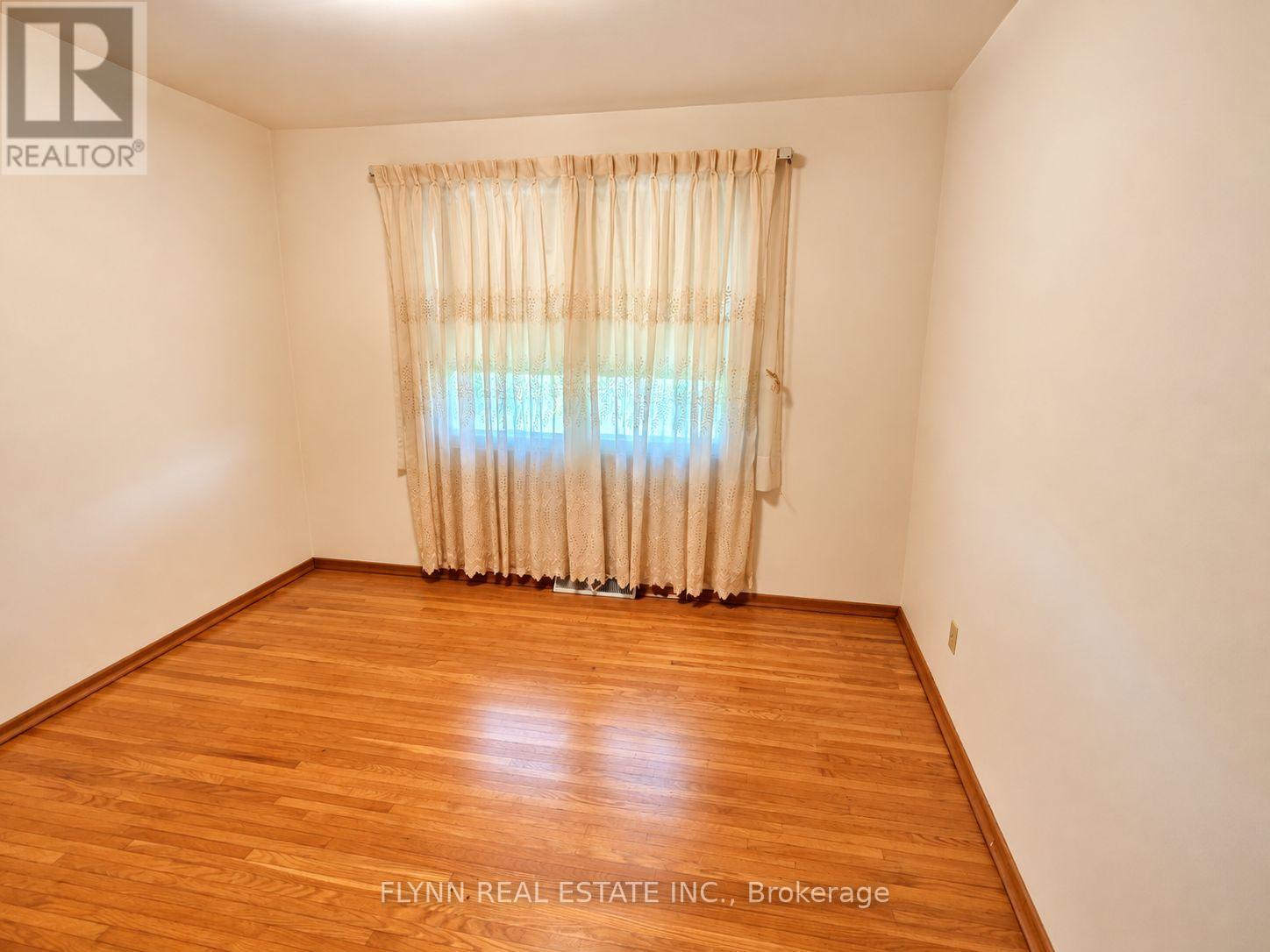 6446 Sheldon Street, Niagara Falls, Ontario  L2E 5X2 - Photo 10 - X13869888