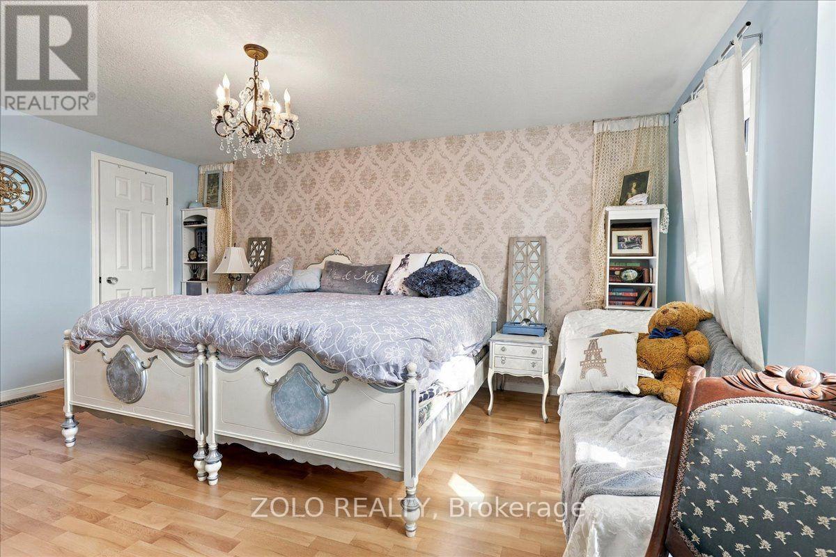401 Hidden Creek Drive, Kitchener, Ontario  N2N 3N2 - Photo 25 - X13869904