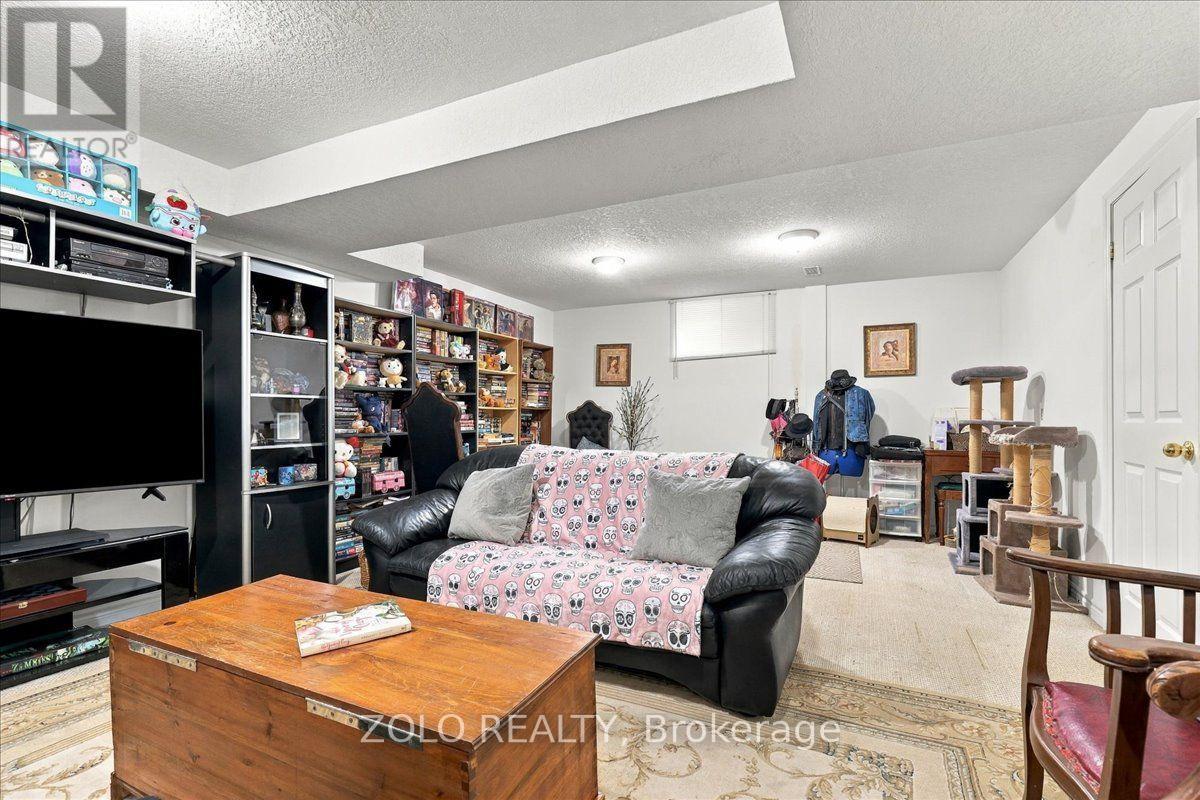 401 Hidden Creek Drive, Kitchener, Ontario  N2N 3N2 - Photo 32 - X13869904