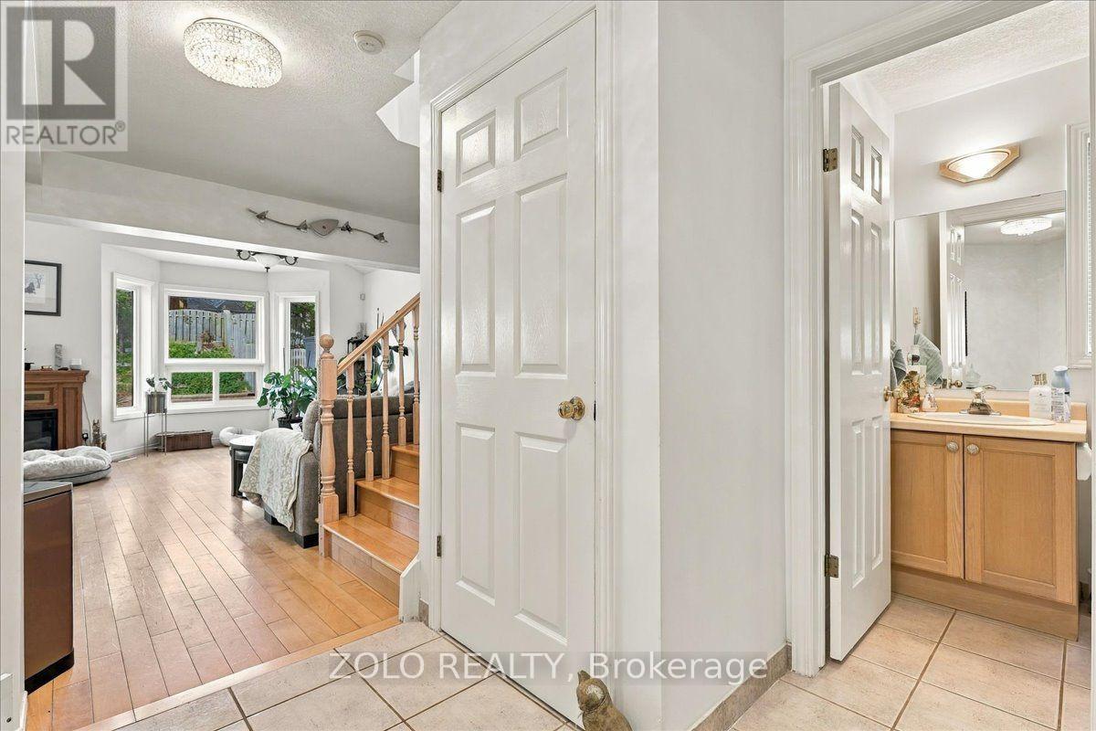 401 Hidden Creek Drive, Kitchener, Ontario  N2N 3N2 - Photo 8 - X13869904