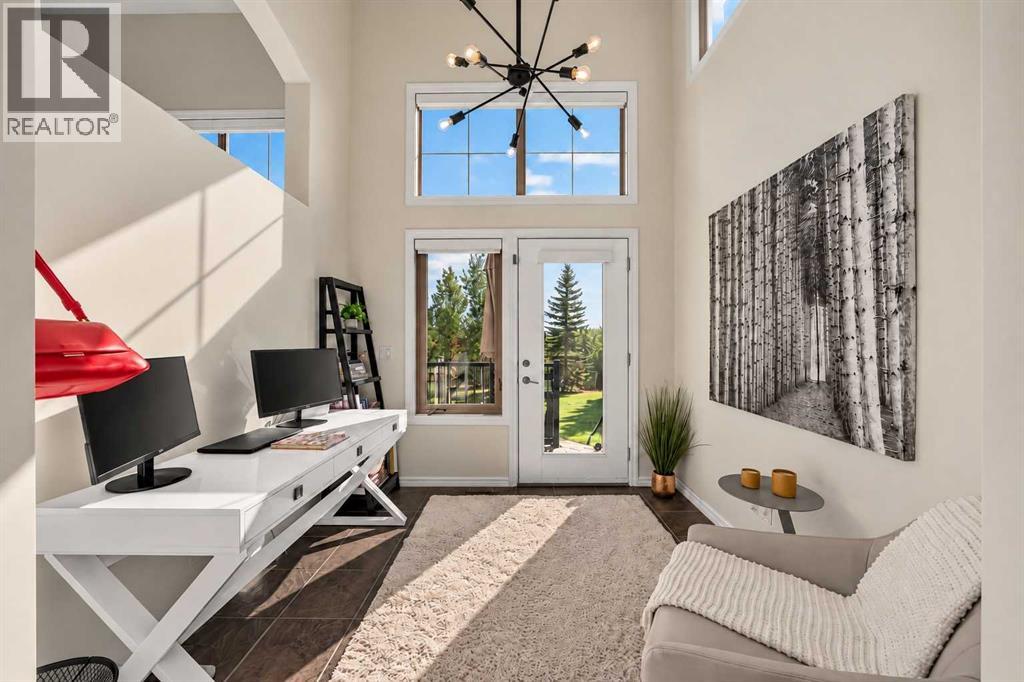 9045 Wentworth Avenue SW, Calgary, Alberta  T3H 0A9 - Photo 11 - A2347875