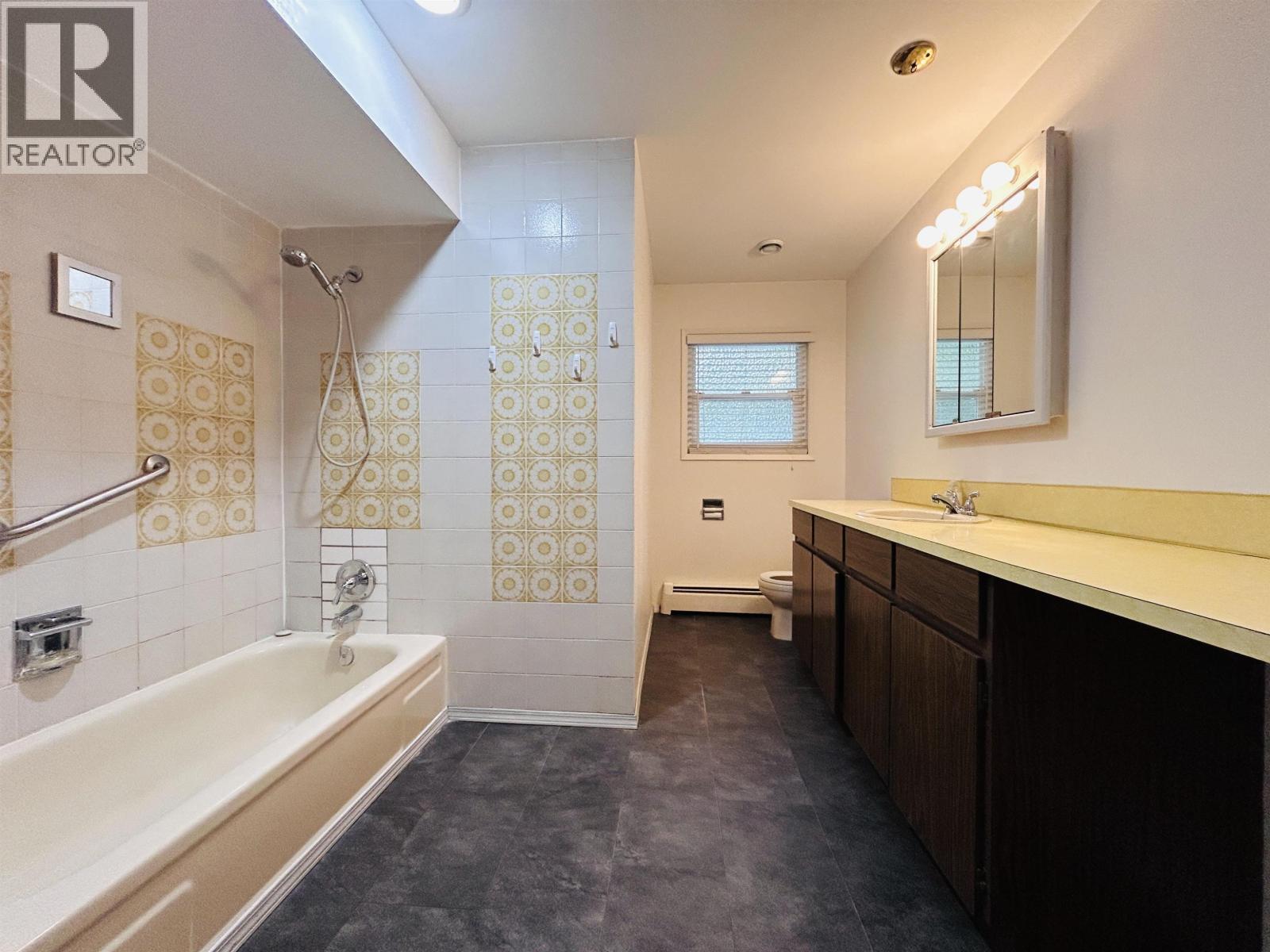 1404 Winslow Avenue, Coquitlam, British Columbia  V3J 2G4 - Photo 14 - R3173120