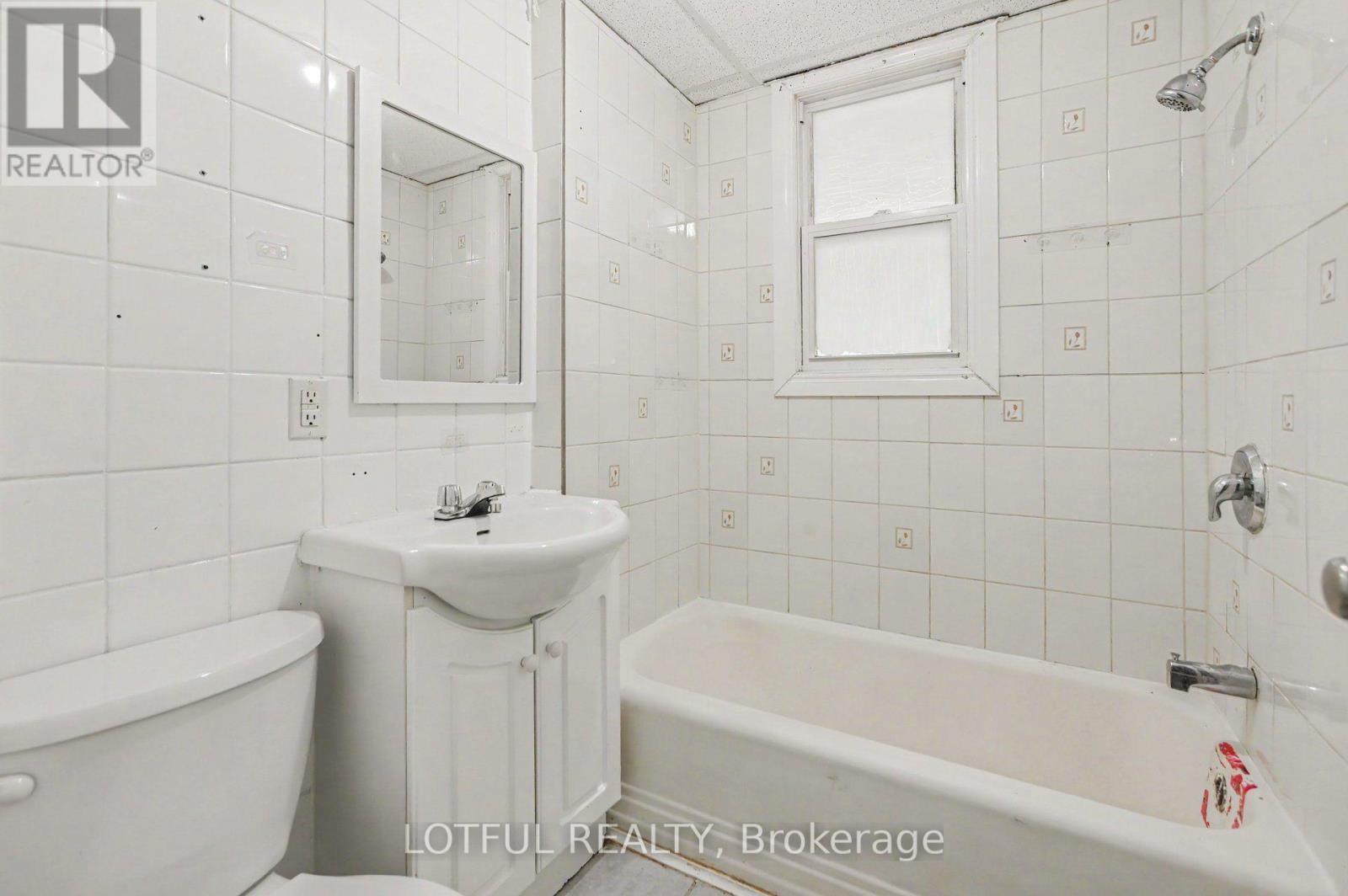 118 Marier Avenue, Ottawa, Ontario  K1L 5S1 - Photo 6 - X13869950