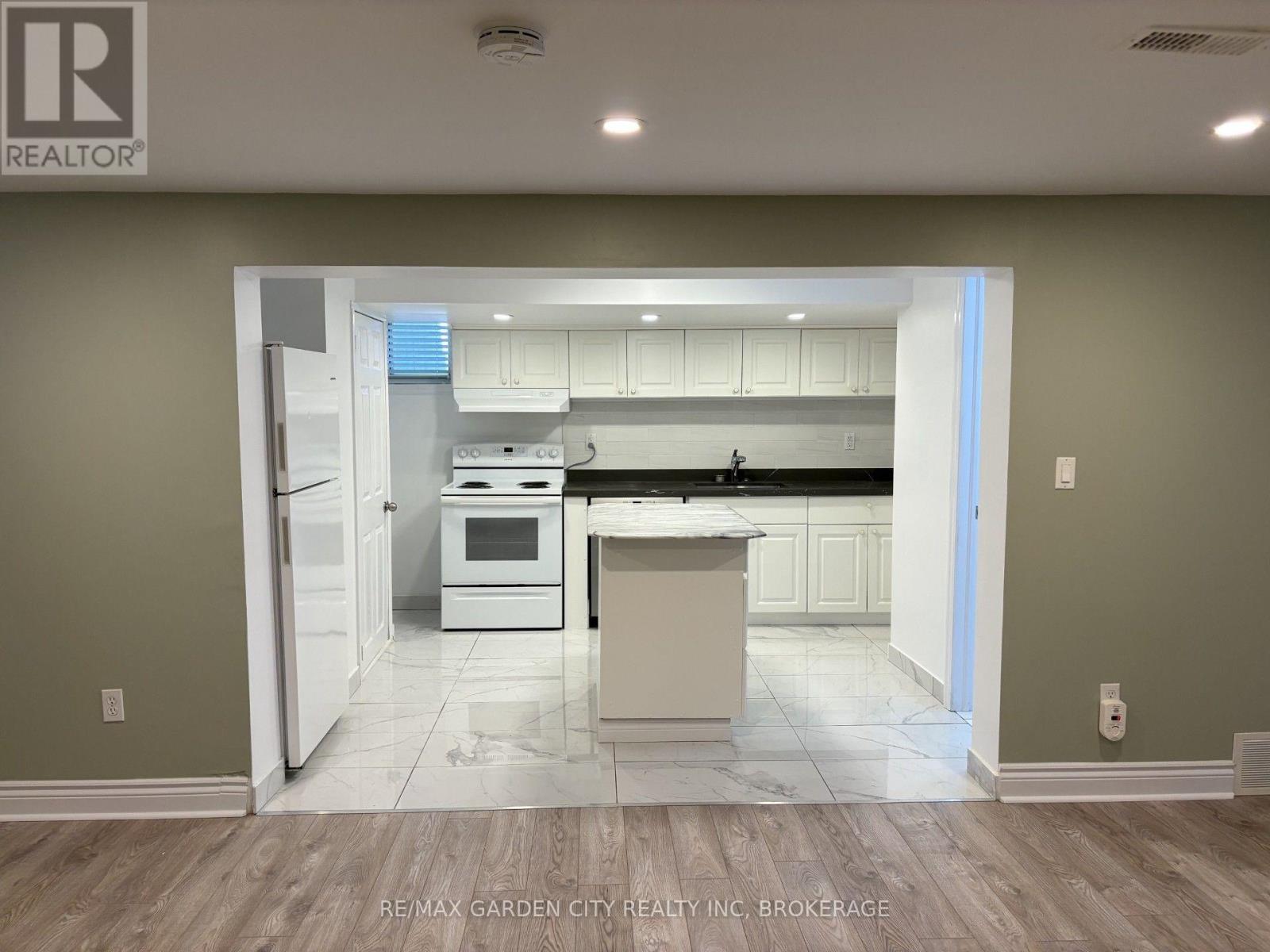 Lower - 44 Valencourt Drive, Welland (N. Welland), Ontario  L3C 1M8 - Photo 4 - X13869940