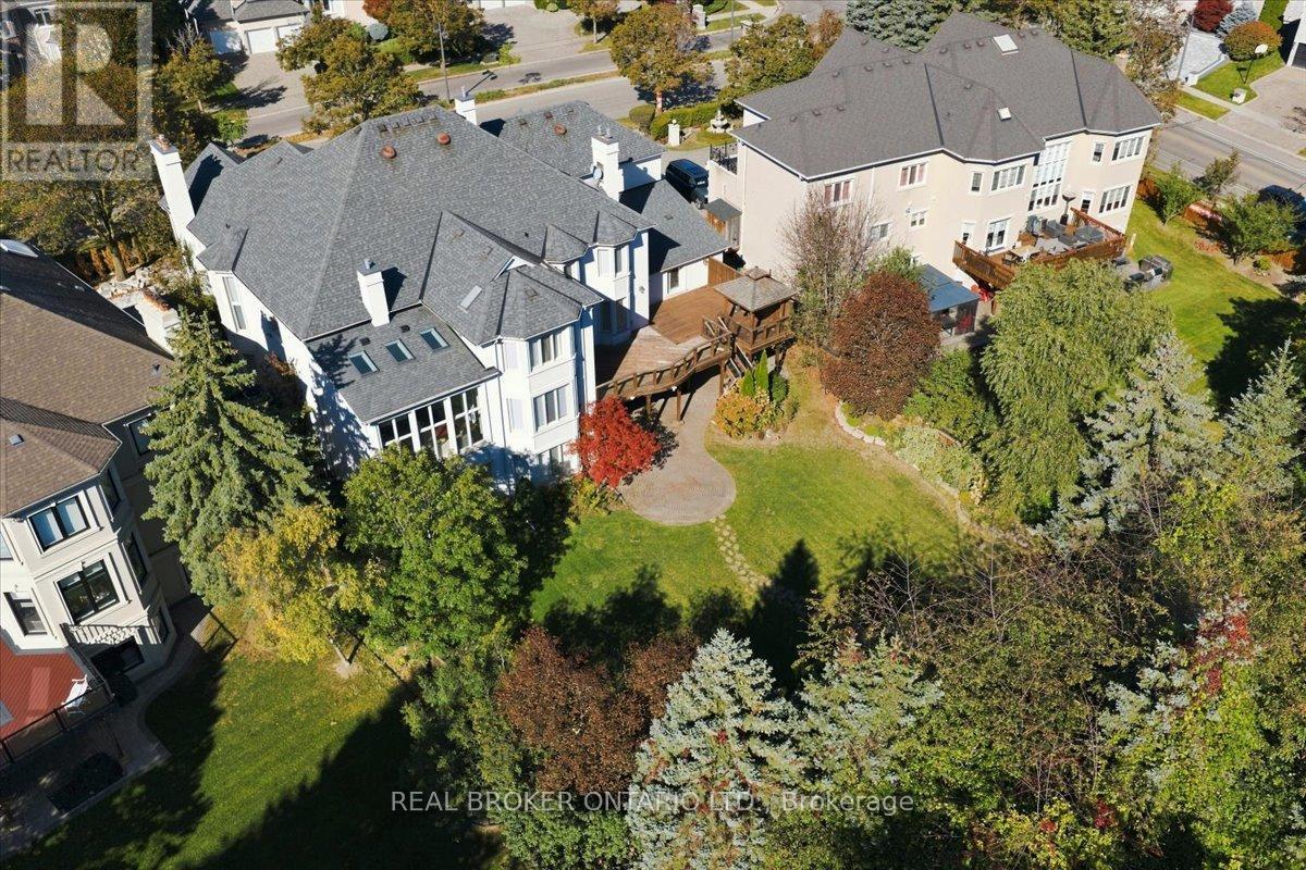 39 Dewbourne Avenue, Richmond Hill, Ontario  L4B 3G9 - Photo 11 - N13869942