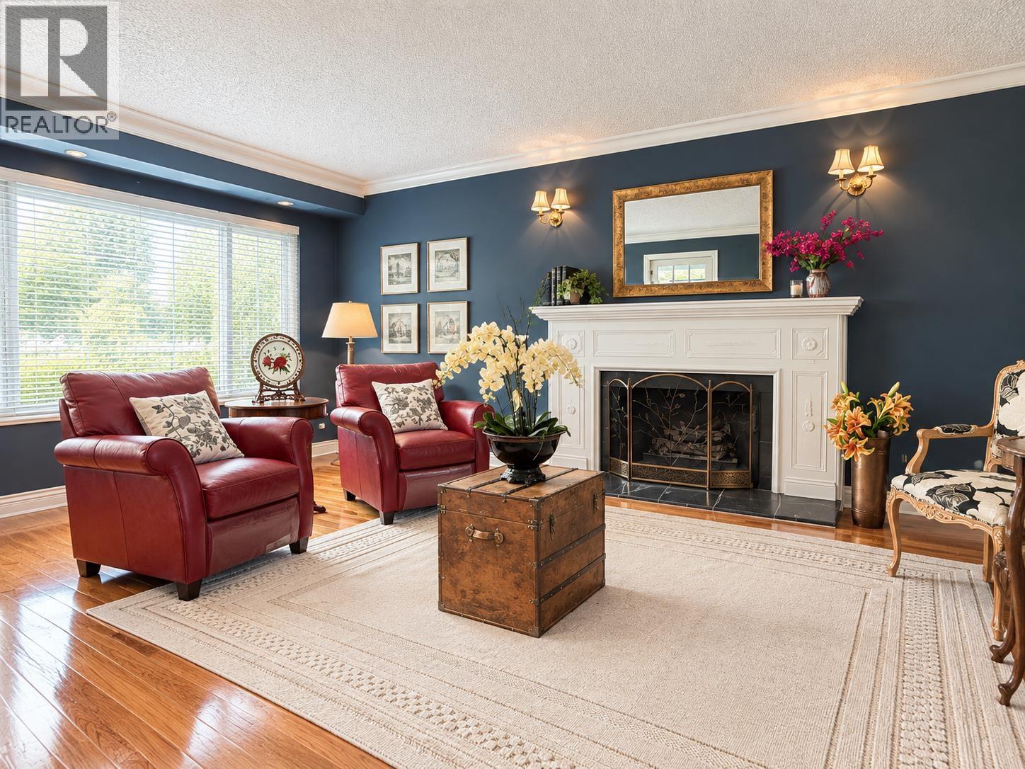 2718 BYRON PLACE