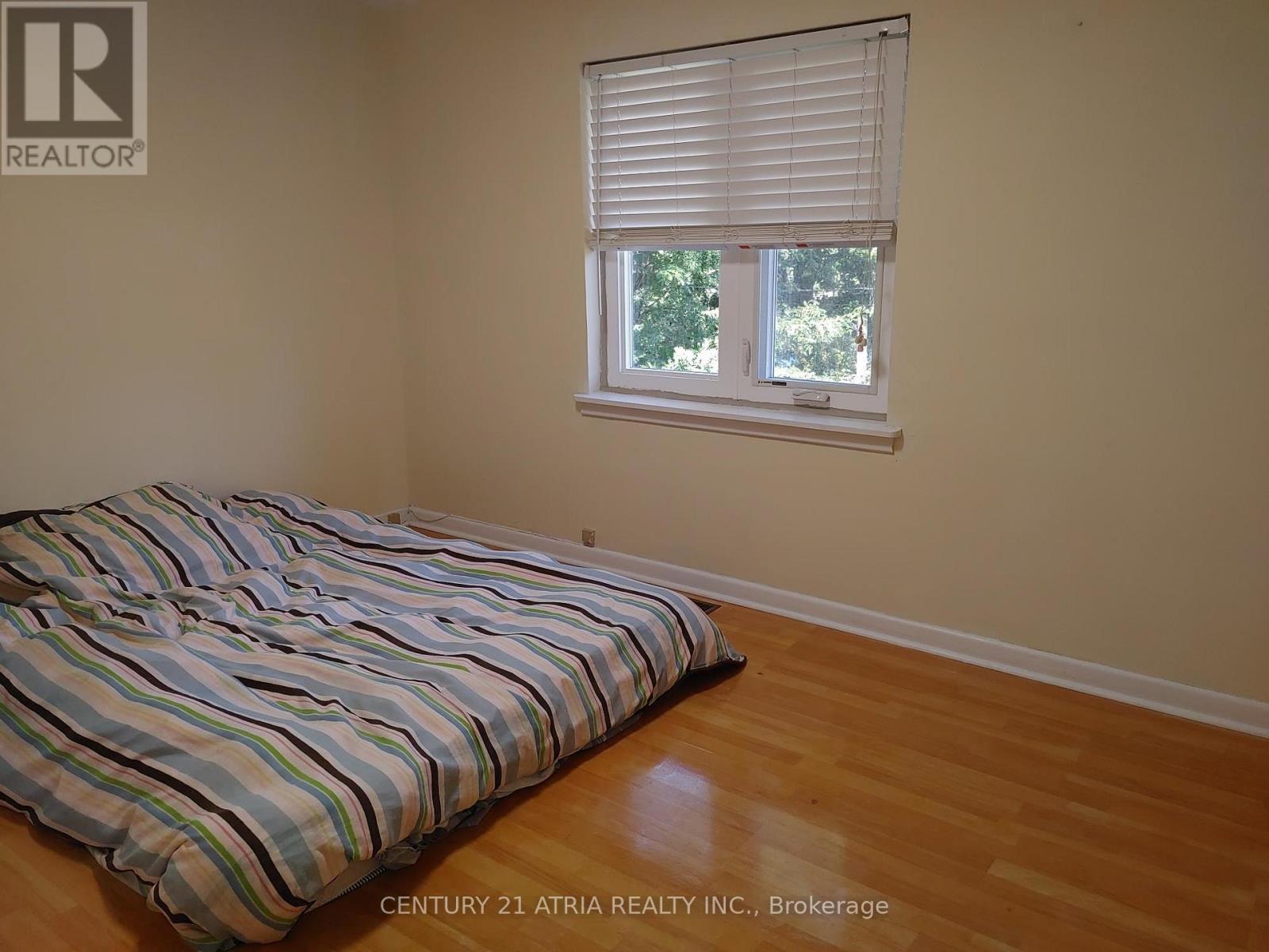 36 Chesapeake Avenue, Toronto, Ontario  M1L 1T3 - Photo 12 - E13865796