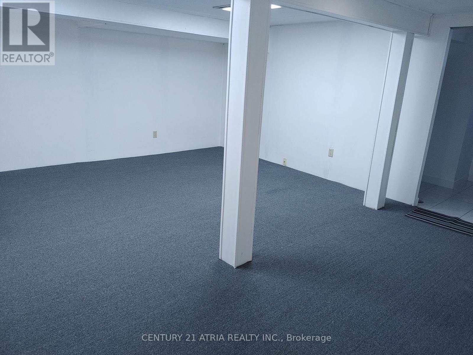 36 Chesapeake Avenue, Toronto, Ontario  M1L 1T3 - Photo 22 - E13865796