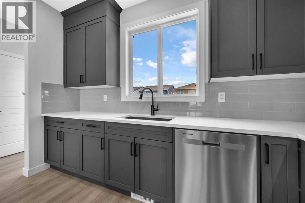399 Hotchkiss Manor SE