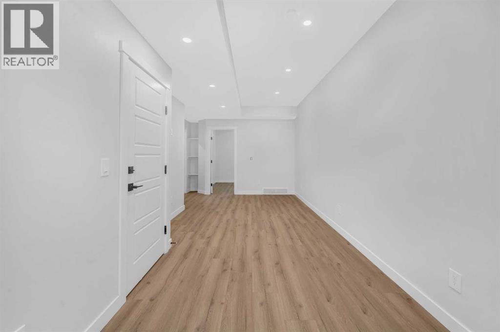 399 Hotchkiss Manor SE