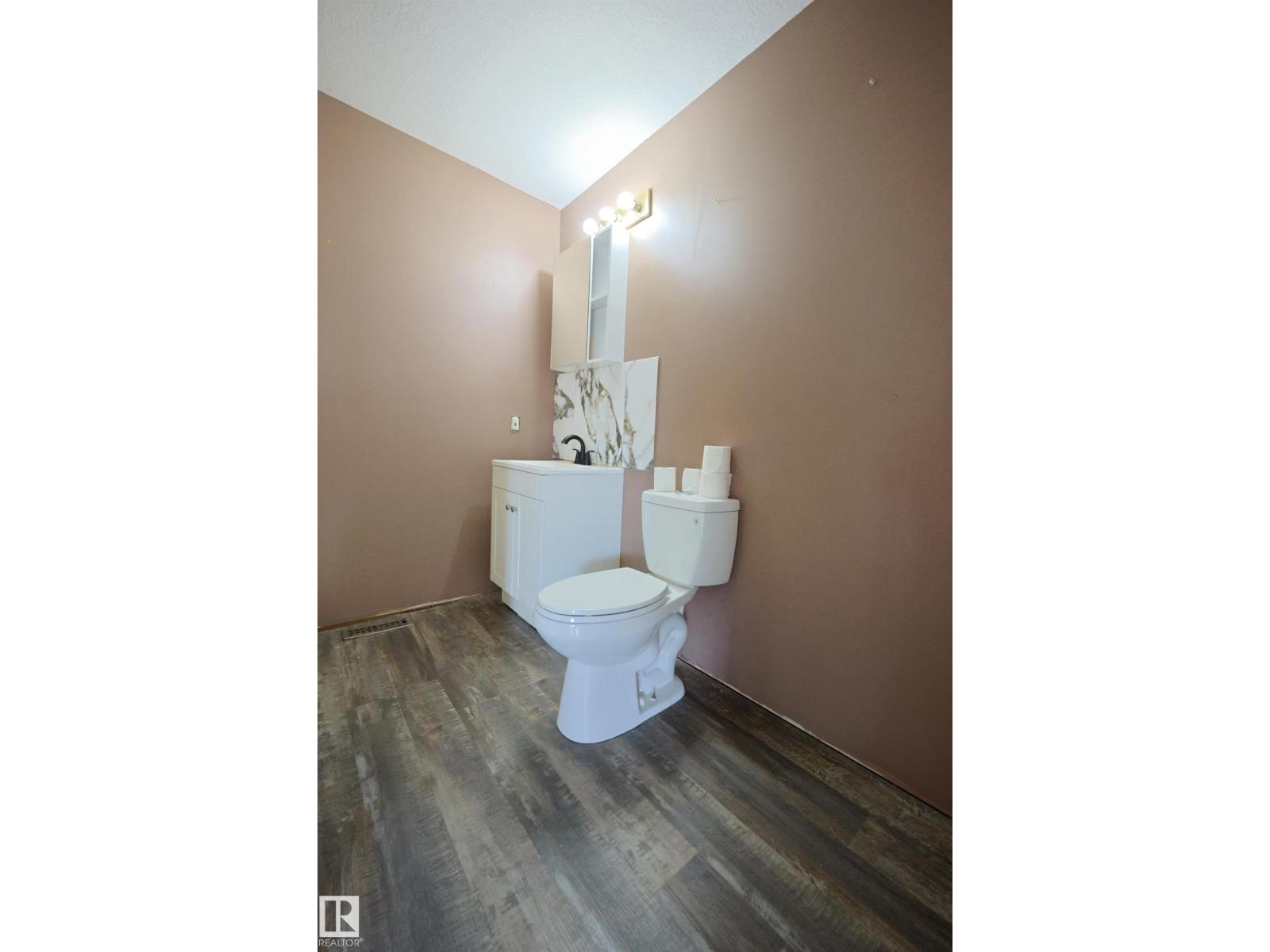 3327 STE. ANNE TR