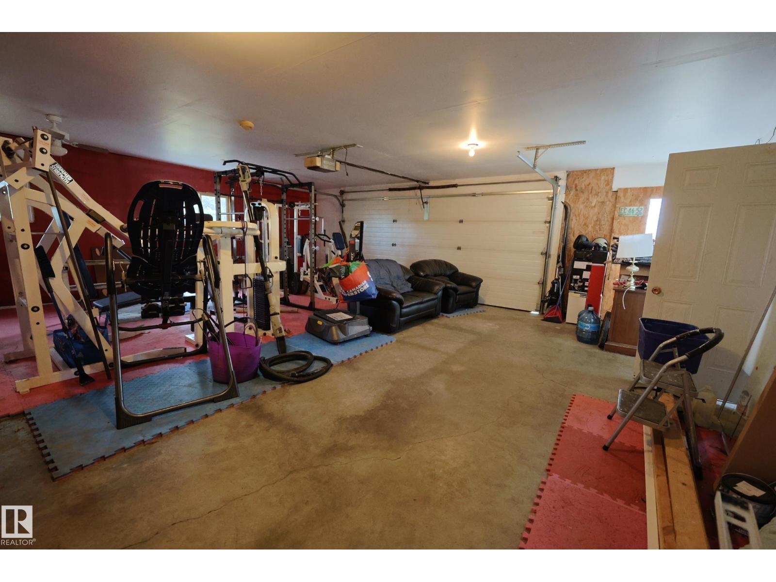3327 STE. ANNE TR