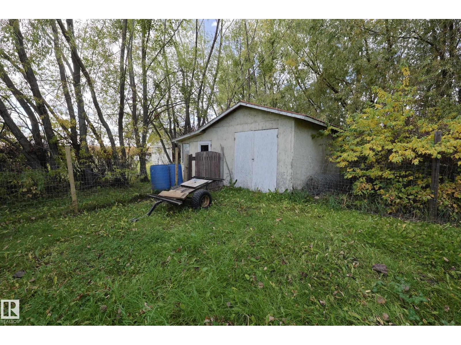 3327 STE. ANNE TR