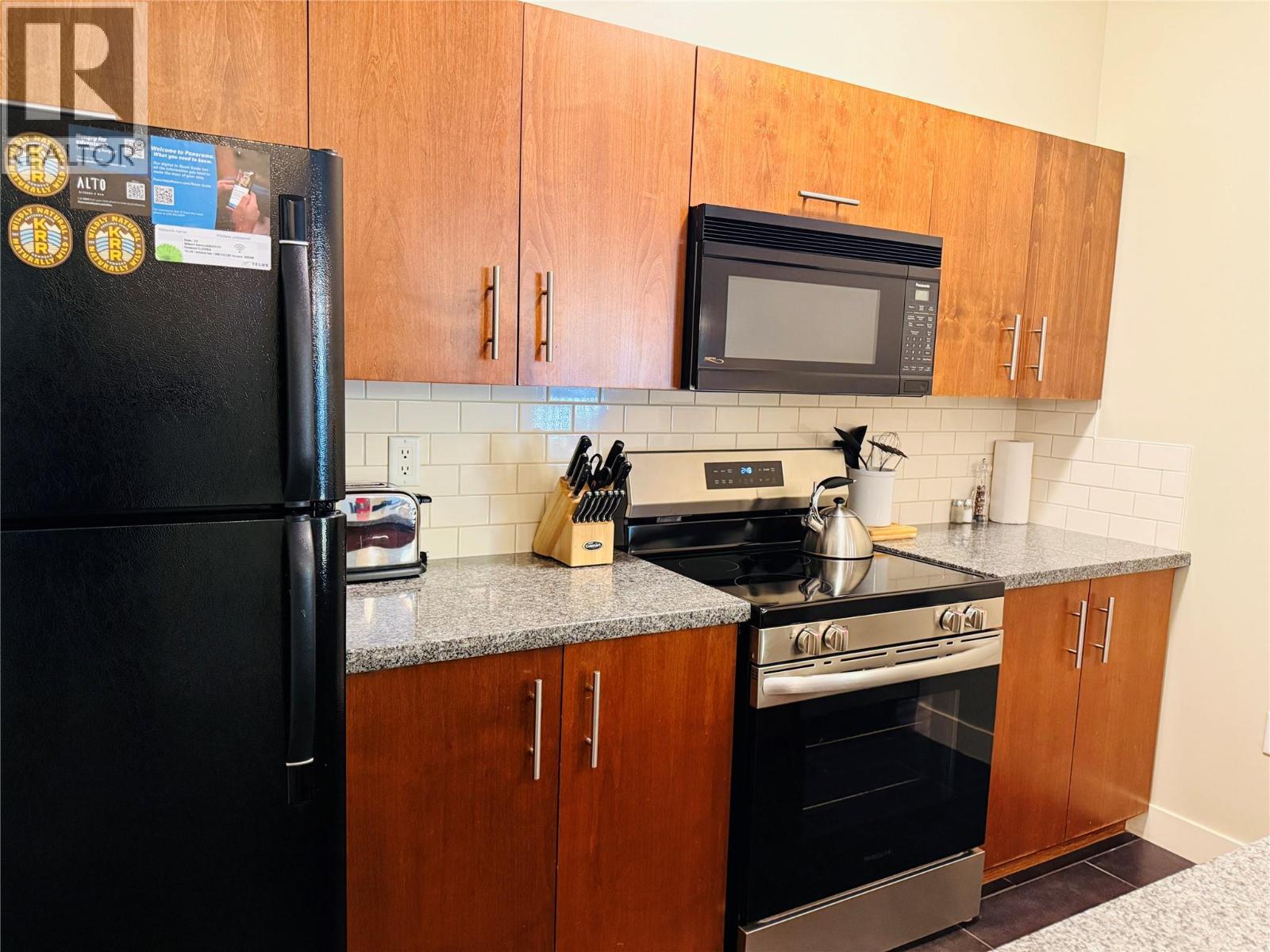 2049 SUMMIT Drive Unit# 215 D