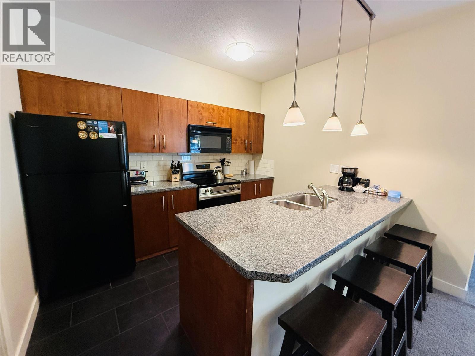 2049 SUMMIT Drive Unit# 215 D