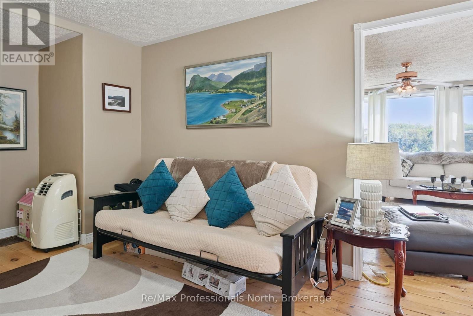 1695-1703 Winhara Road, Gravenhurst, Ontario  P1P 1R1 - Photo 12 - X13865546