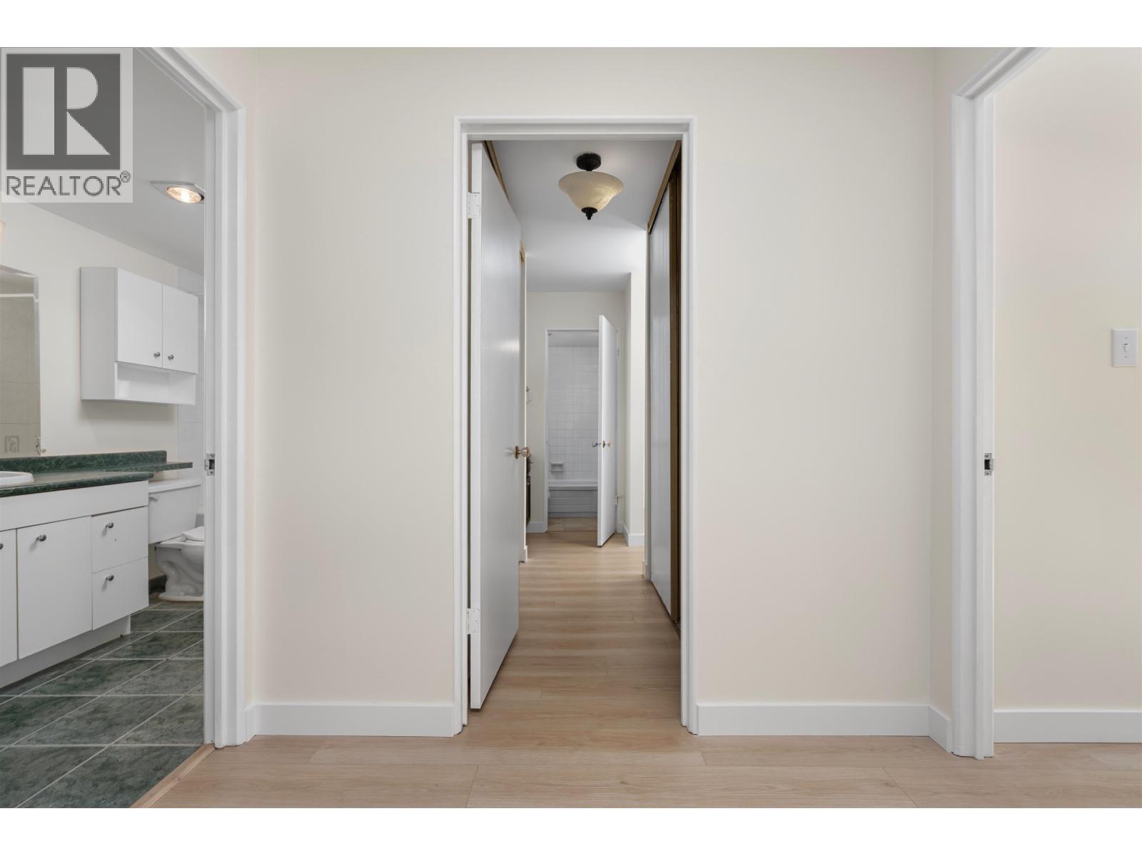 204 127 E 4th Street, North Vancouver, British Columbia  V7L 1H7 - Photo 12 - R3173191