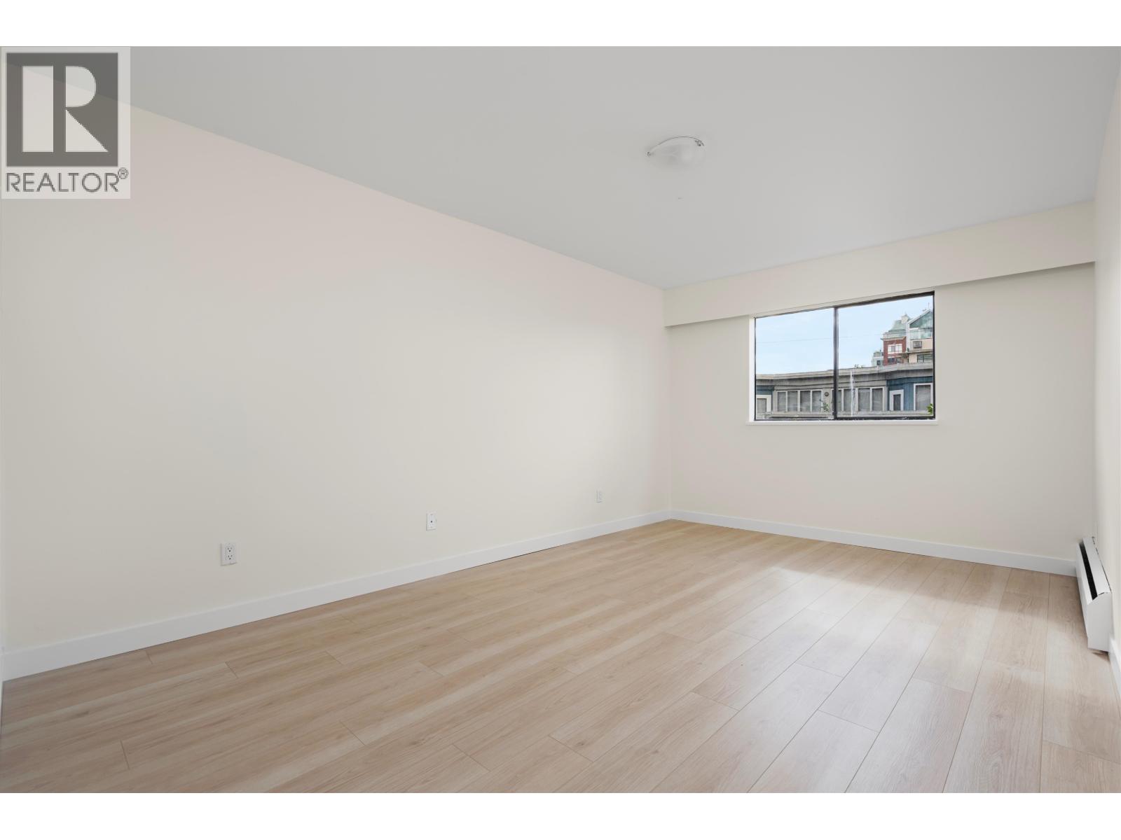 204 127 E 4th Street, North Vancouver, British Columbia  V7L 1H7 - Photo 14 - R3173191