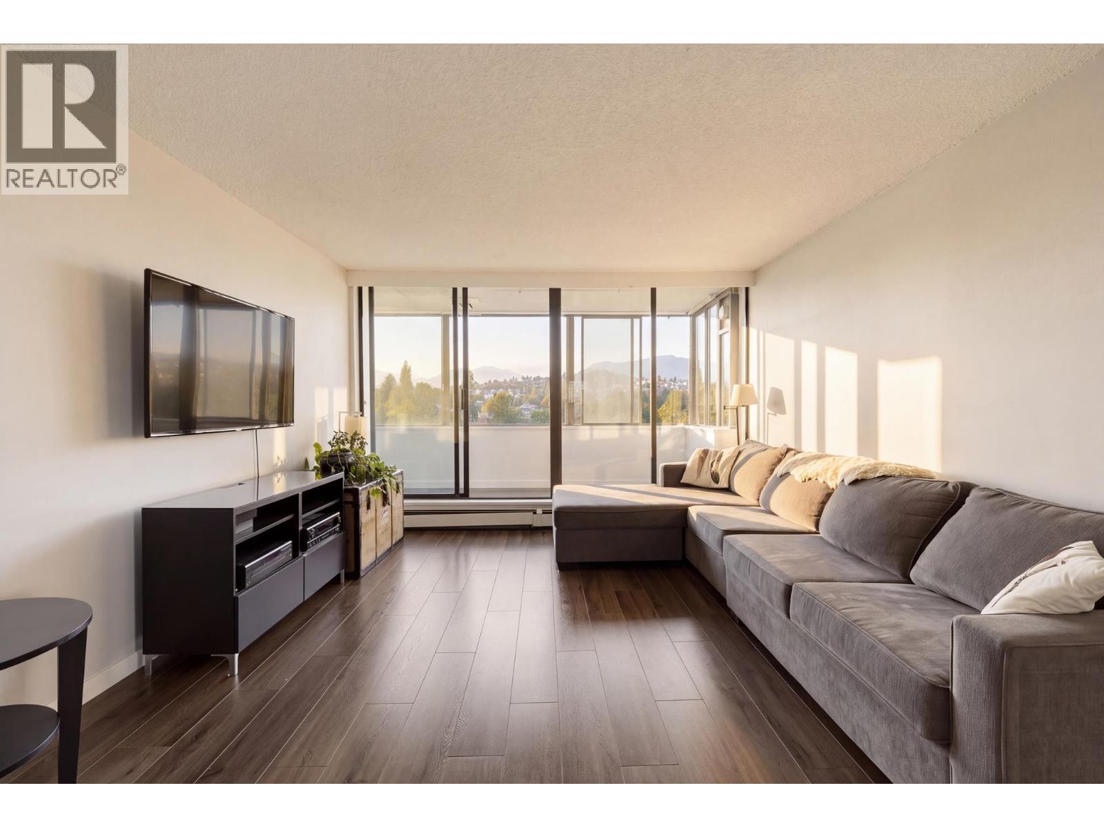 1303 2060 Bellwood Avenue, Burnaby, British Columbia  V5B 4V2 - Photo 5 - R3173192